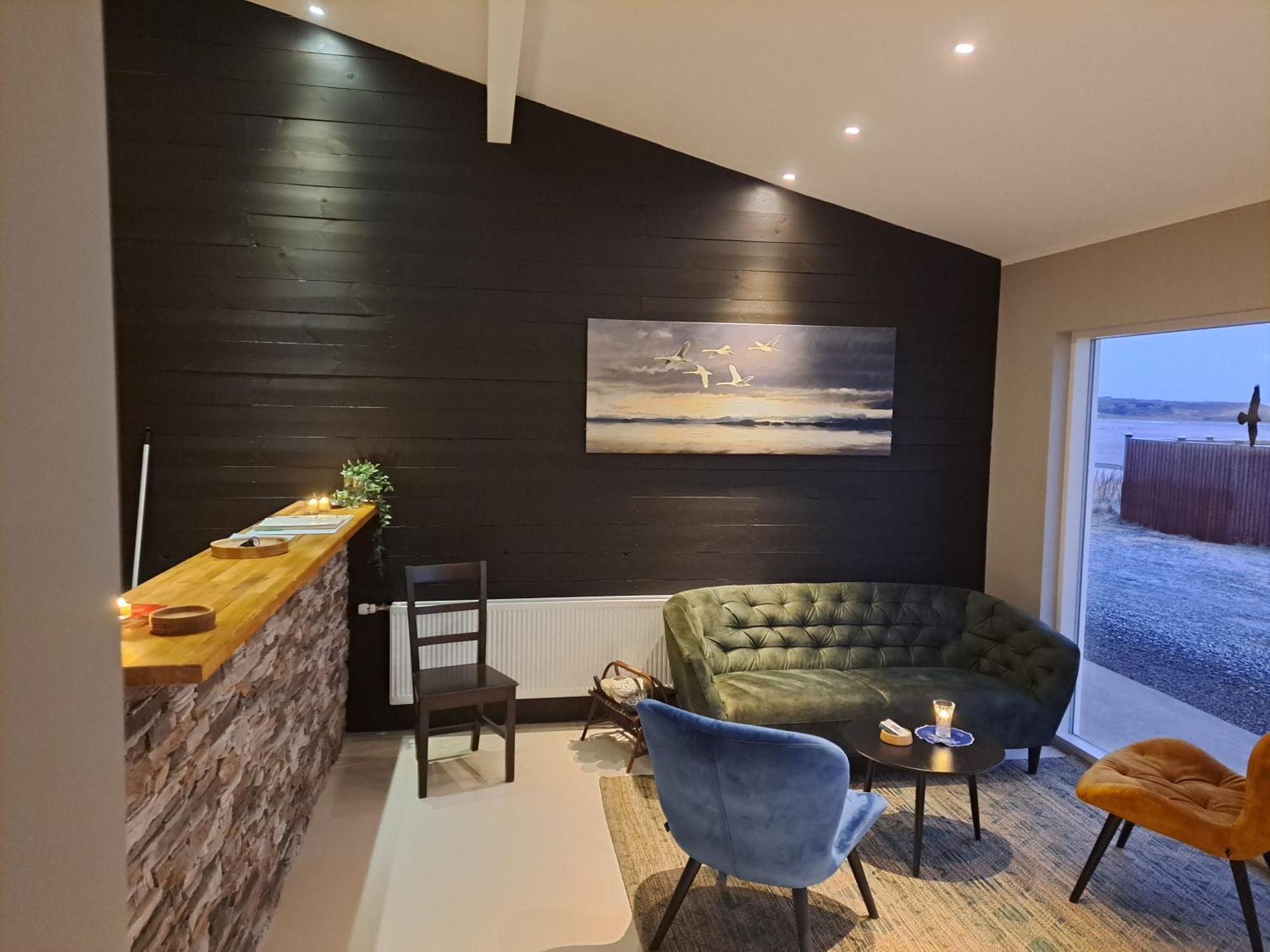 Karuna Guesthouse Saudarkrokur Екстериор снимка