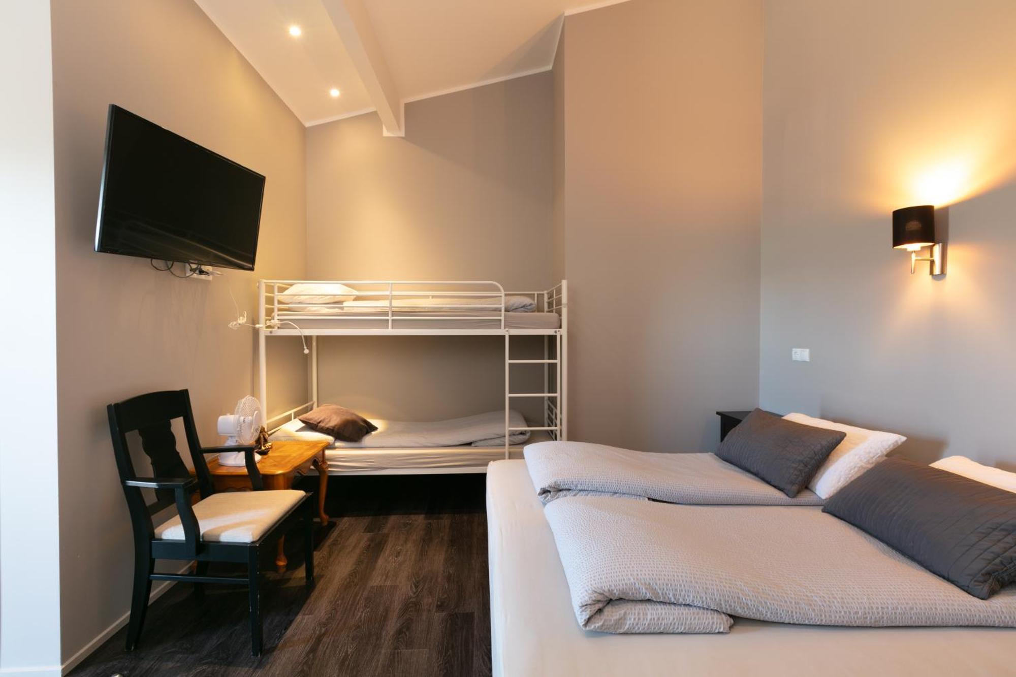 Karuna Guesthouse Saudarkrokur Екстериор снимка