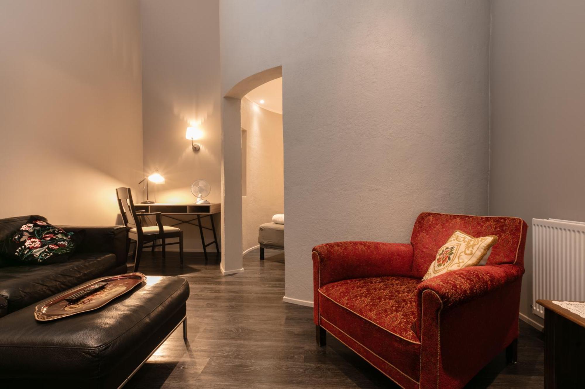 Karuna Guesthouse Saudarkrokur Екстериор снимка