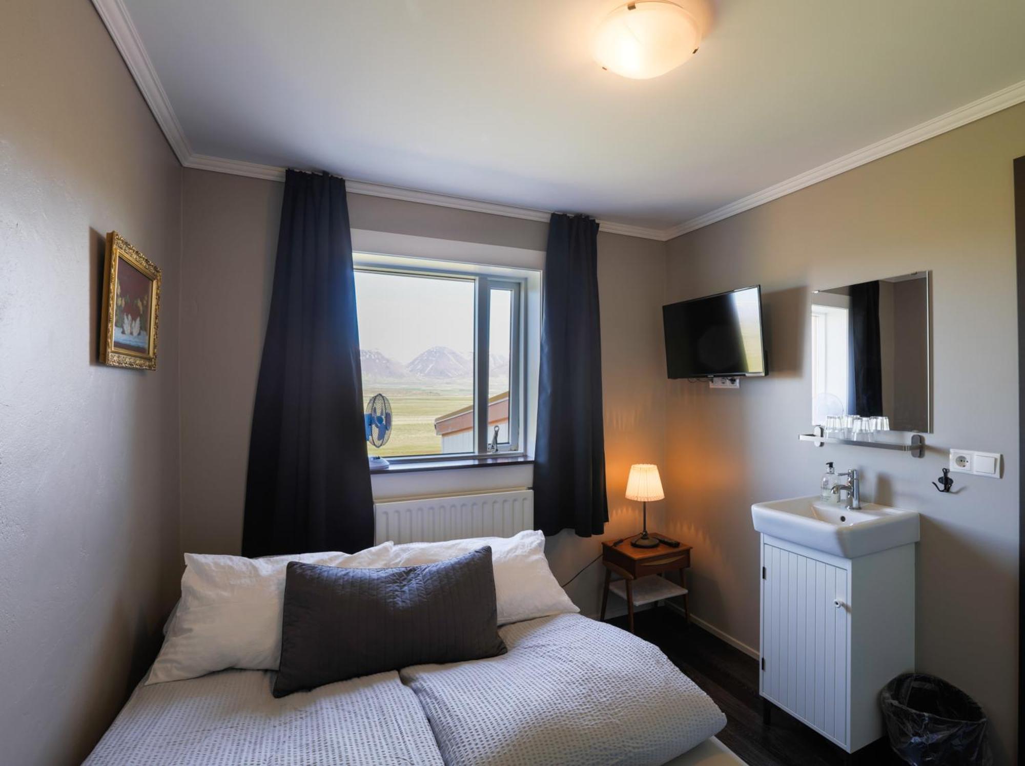 Karuna Guesthouse Saudarkrokur Екстериор снимка