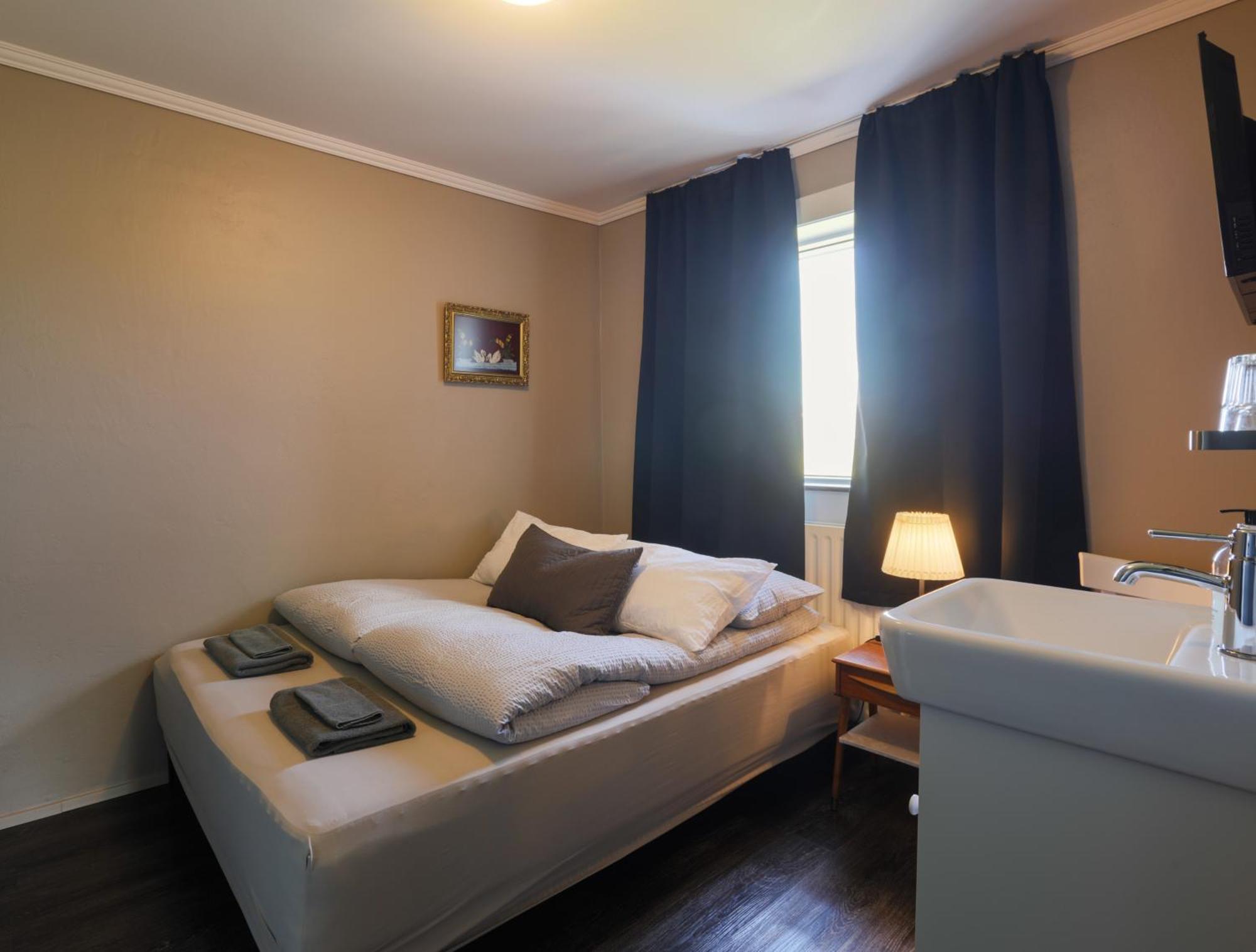 Karuna Guesthouse Saudarkrokur Екстериор снимка