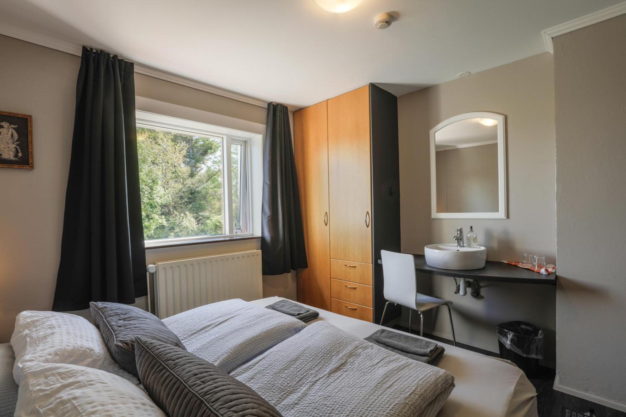 Karuna Guesthouse Saudarkrokur Екстериор снимка